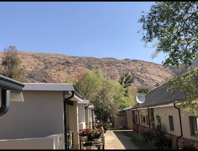 2 BEDROOM HOUSE FOR SALE IN WIGWAM